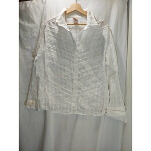 FADED Glory White Button-up, Pleated/Embroided Detail, Long Sleeves, Size 18-20